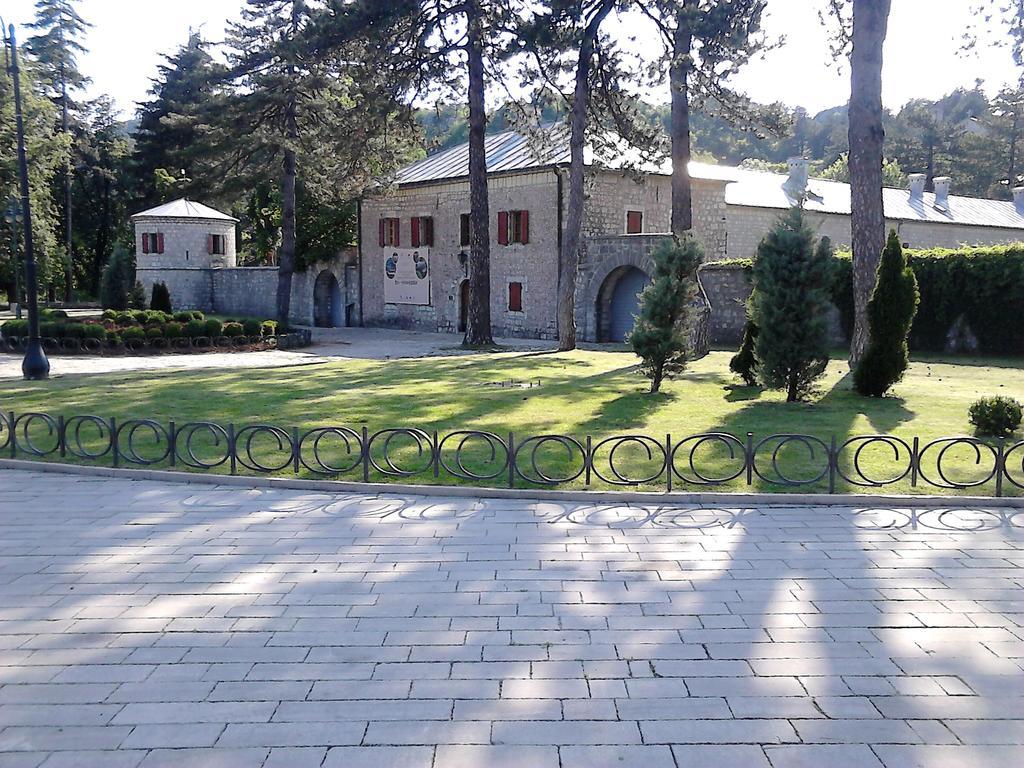 Apartments Mirkovic Cetinje Exteriér fotografie