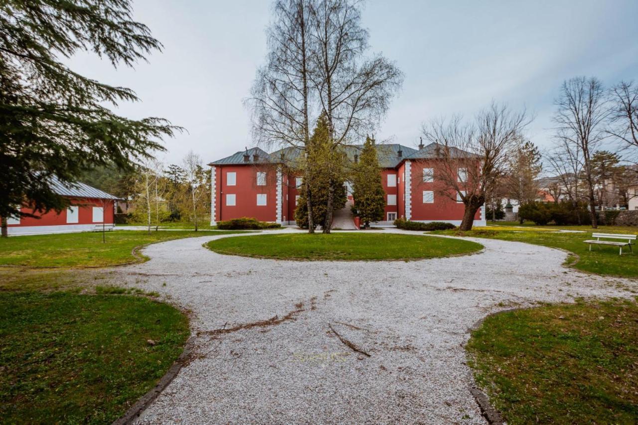 Apartments Mirkovic Cetinje Exteriér fotografie